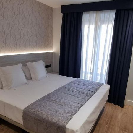 Ch La Petite Maison - Boutique - Madrid Esterno foto